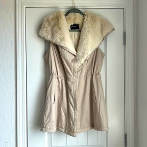 Lafayette 148 Faux fur vest, Small